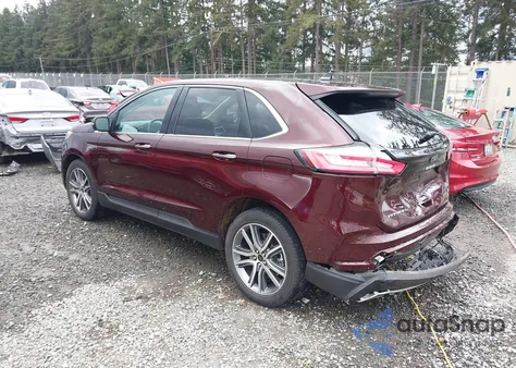 2024 Ford Edge Titanium z USA, uszkodzony, nr VIN 2FMPK4K90RBA87921